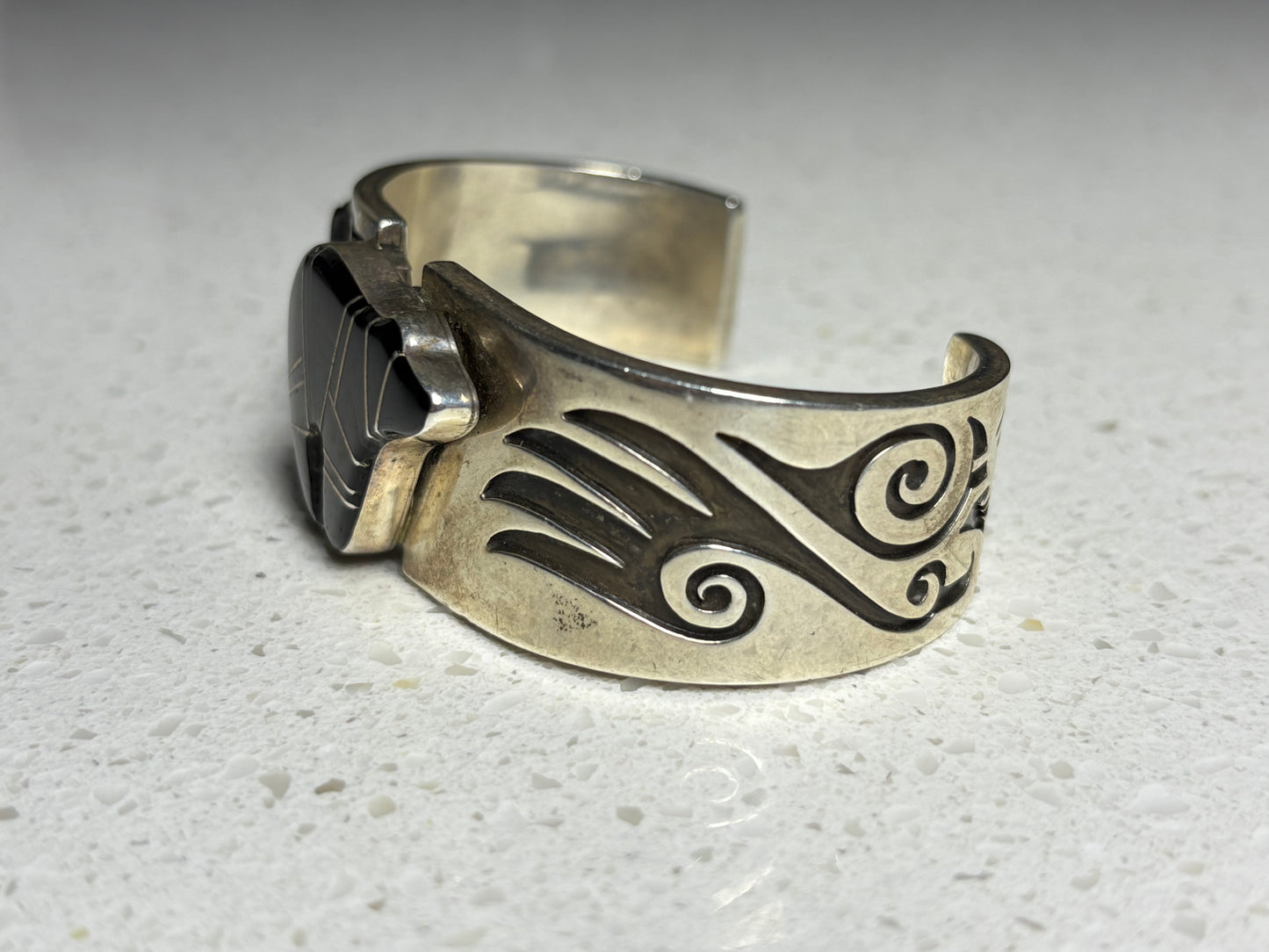 Vintage Hopi Sterling Silver Inlay Bear Bracelet – JH